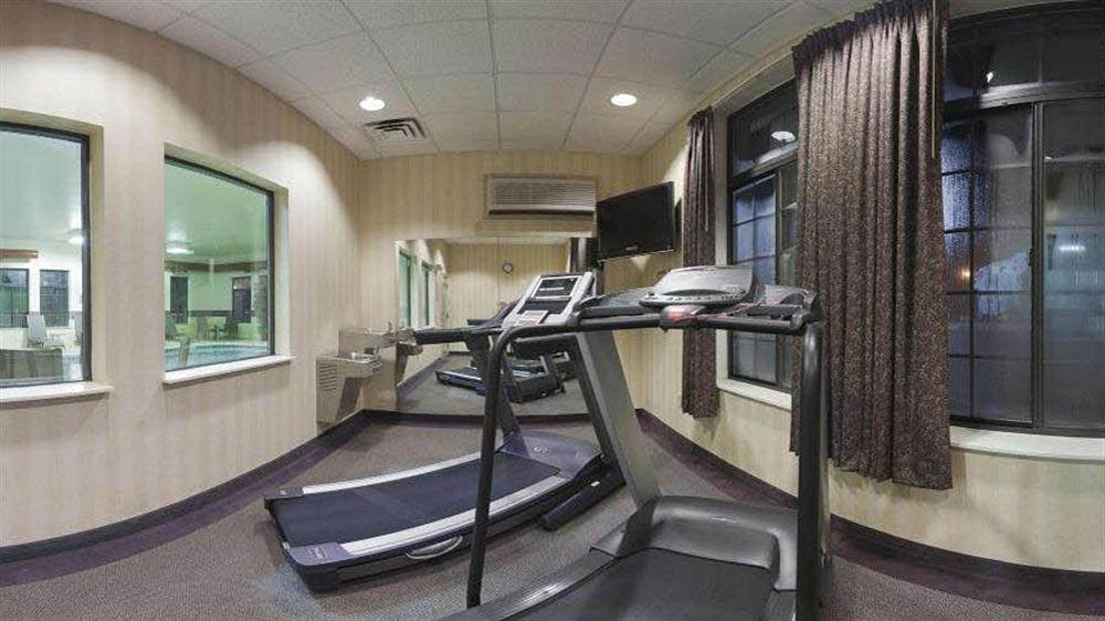 Holiday Inn Express Greensburg By Ihg Bagian luar foto