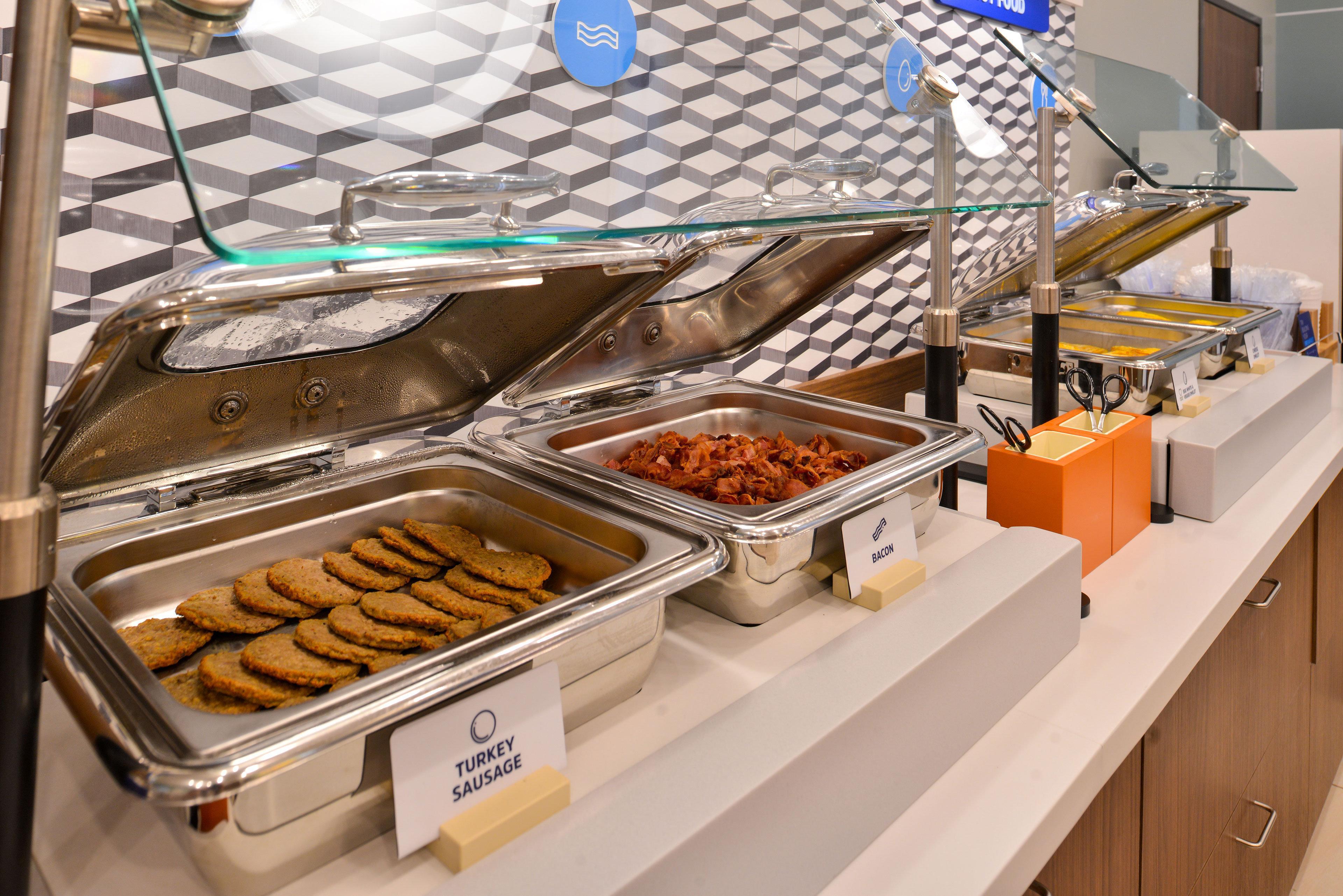 Holiday Inn Express Greensburg By Ihg Bagian luar foto