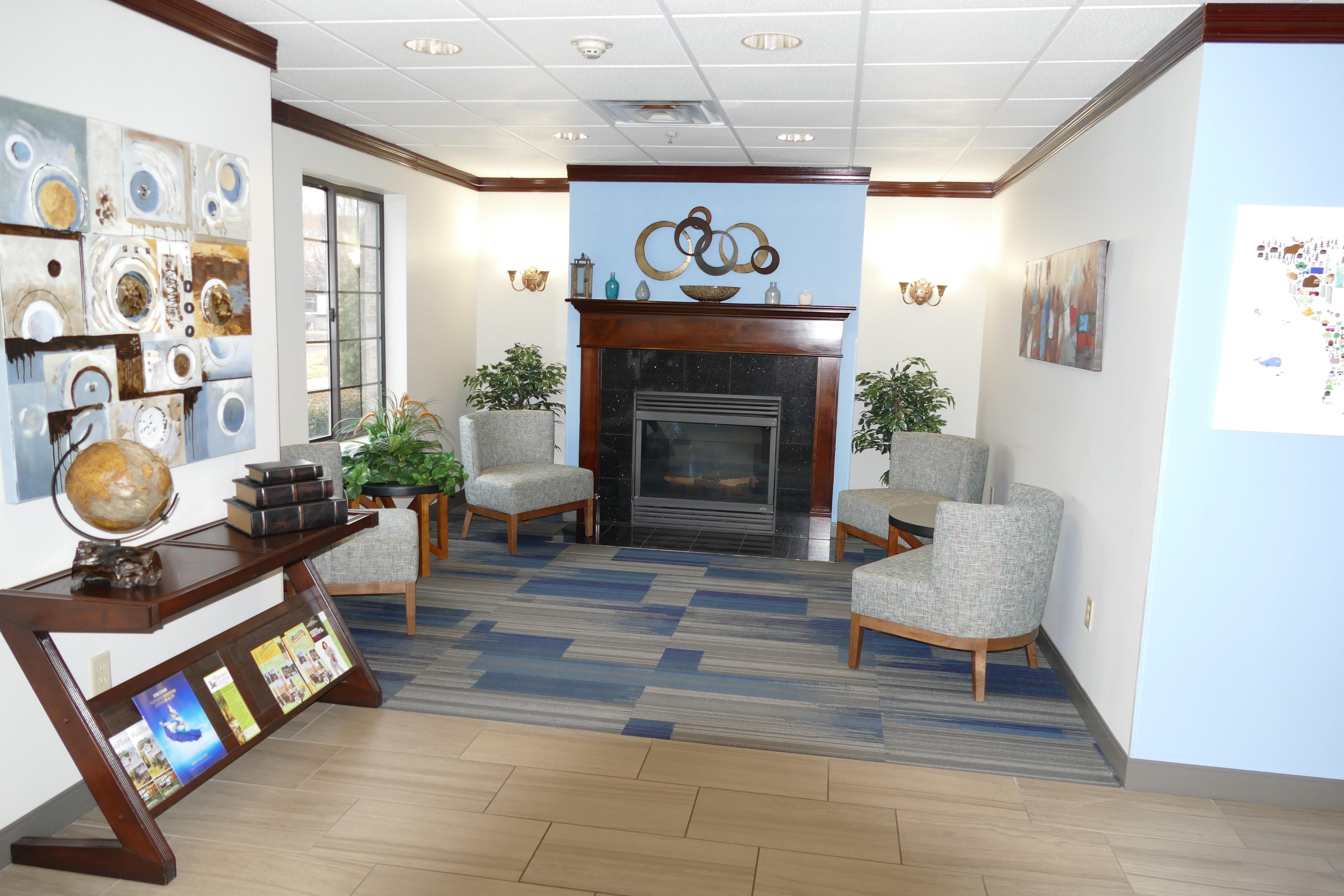 Holiday Inn Express Greensburg By Ihg Bagian luar foto