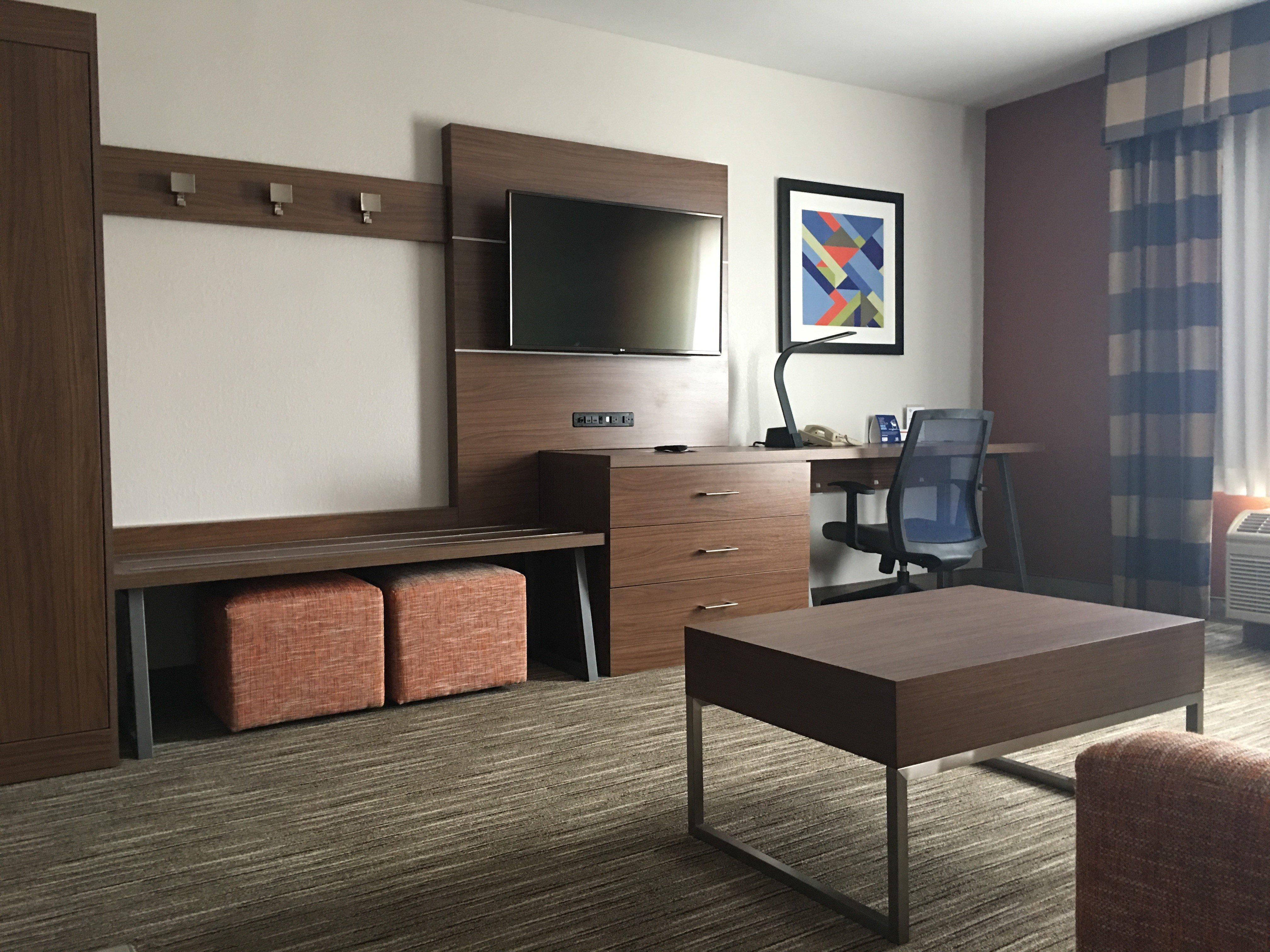 Holiday Inn Express Greensburg By Ihg Bagian luar foto